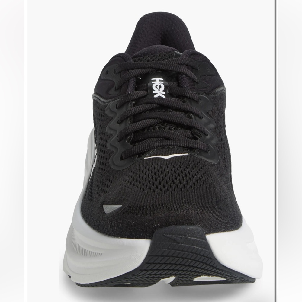 HOKA women EVERYDAY RUNNING
Bondi 9 BLACK/WHITE size  8 preowned 
$ 175 - Picture 4 of 15